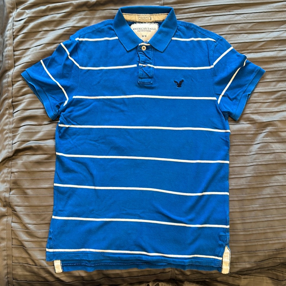 Men’s American Eagle Outfitters Blue Polo size M Short Sleeve Shirt